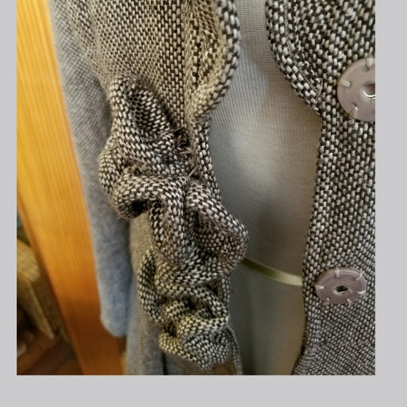 Ryu Brown and Cream  Embellished Coat - Picture 5 of 7